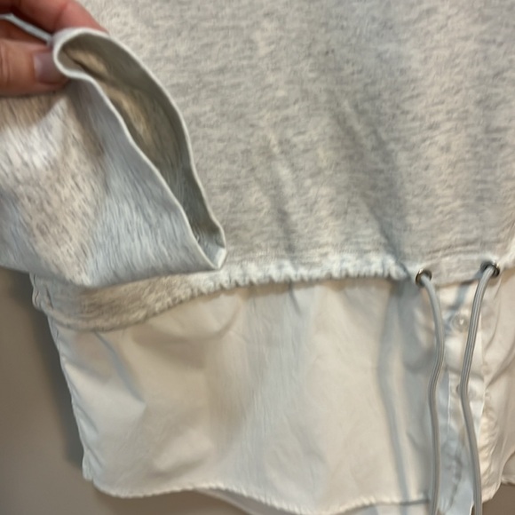 Athleta Hoodie Heather Gray & white Poplin Long Sleeve Tie waist Popover Top - Picture 7 of 12